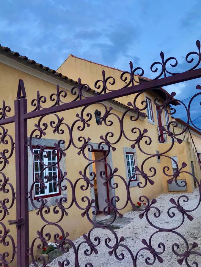 Quinta Dos Capuchos Casa Da Adega Villa อัลโกบาซา ภายนอก รูปภาพ